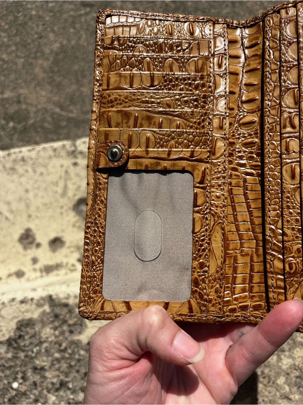 New Brahmin Tan Croc-Trim Leather Wallet - Picture 7 of 16